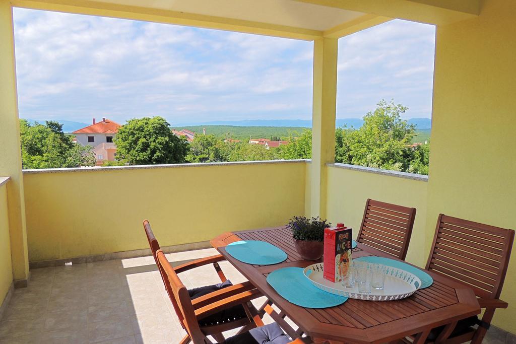 Private Accommodation Kirincic Vrh  Exterior foto